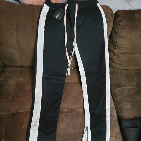 Track pants - Picture 2 of 2